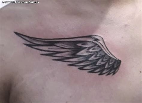 clavicula tatuajes hombre|Clavicula hombre